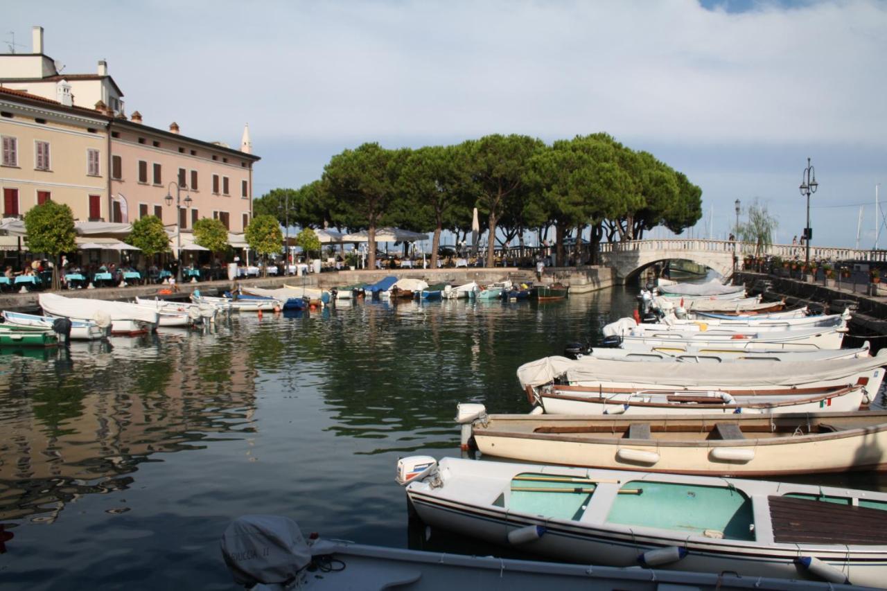 Casa Lorena Desenzano del Garda Zewnętrze zdjęcie
